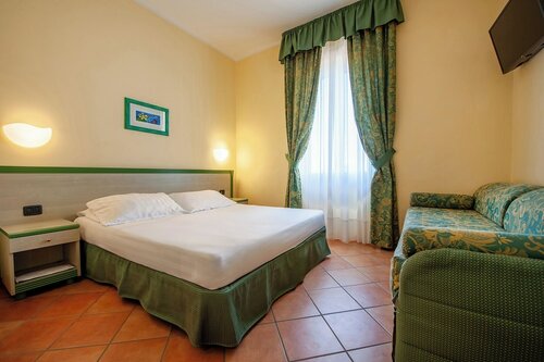 Economy Room, 1 King Bed, Ground Floor в Best Western Hotel La Conchiglia