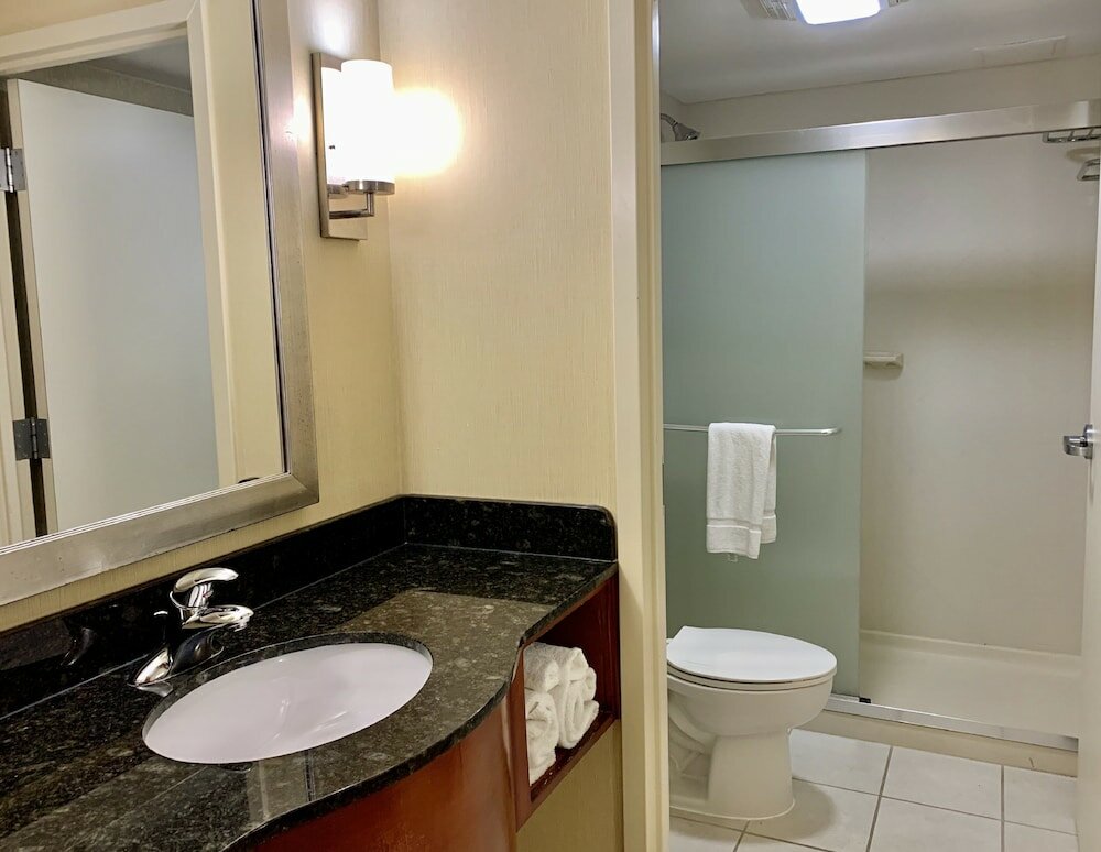 Standard Room, 1 King Bed, Oceanfront