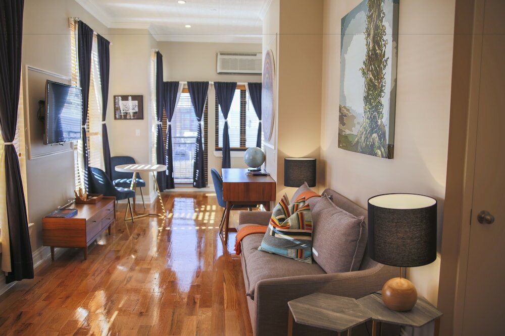 Premium Suite, 1 Queen Bed with Sofa bed