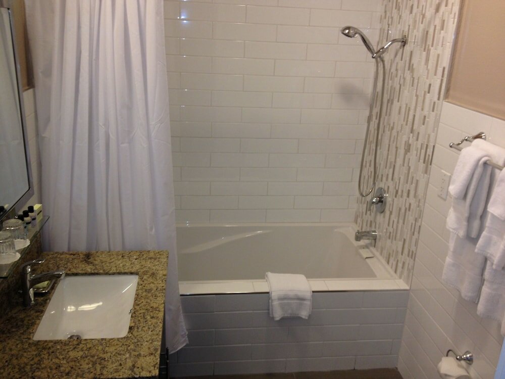 Suite, 1 Bedroom, Kitchen