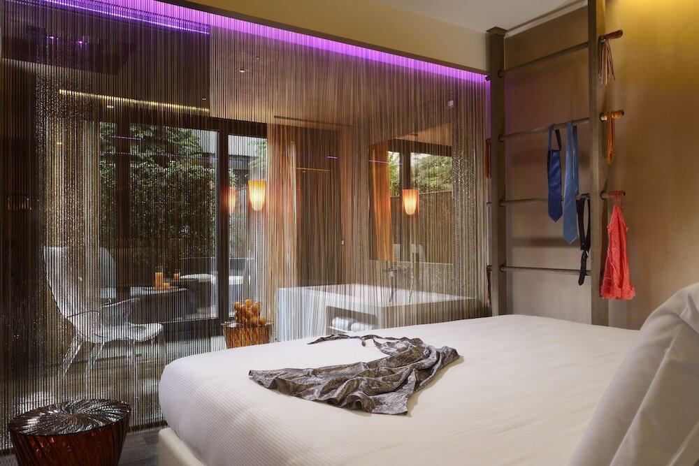 Junior Suite, Hot Tub (Wellness)