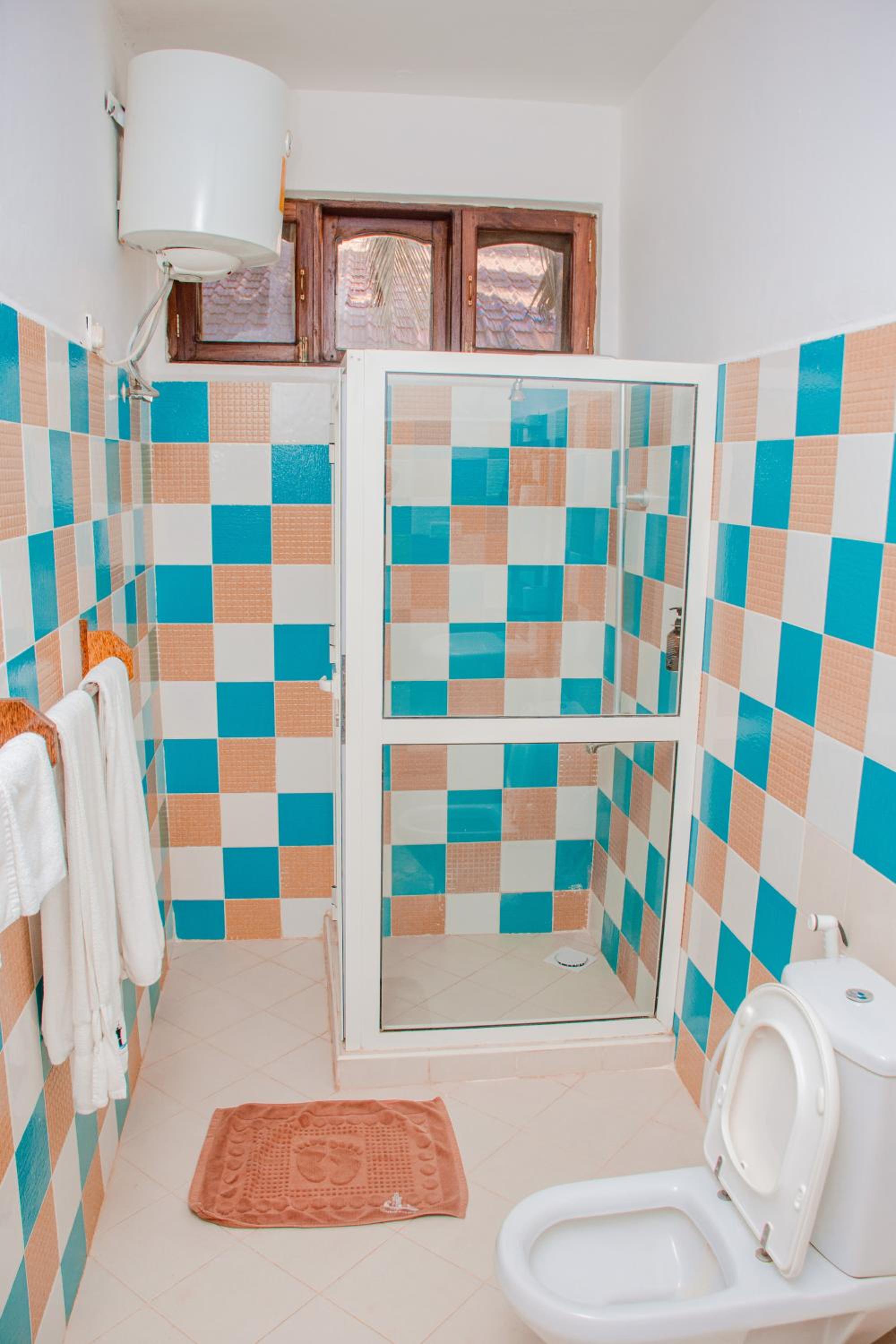 Budget Double in Sharing Apartment