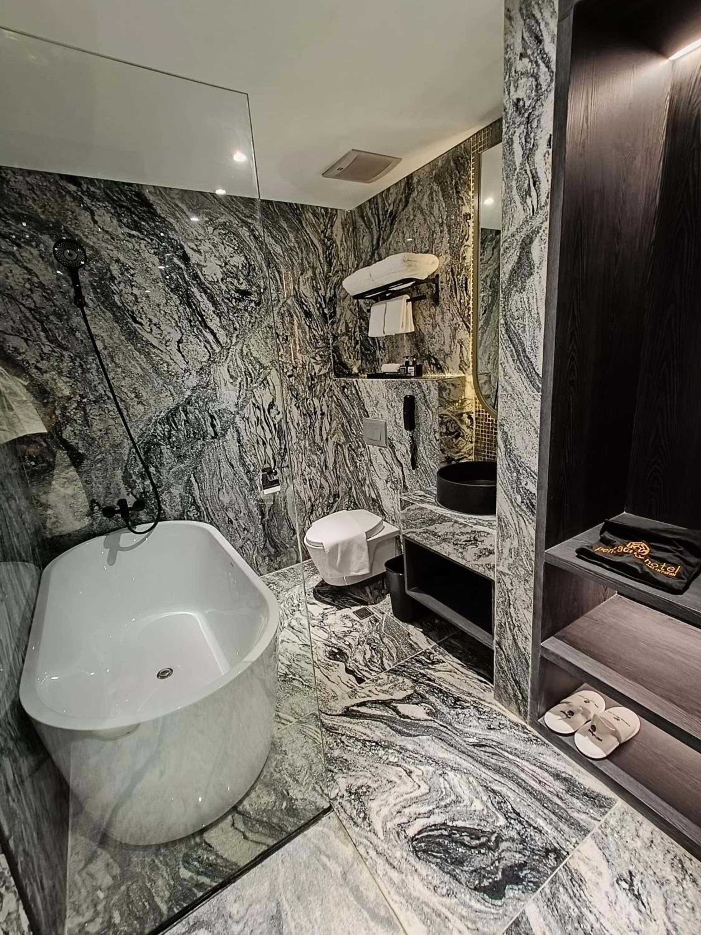 Suite with Sea View