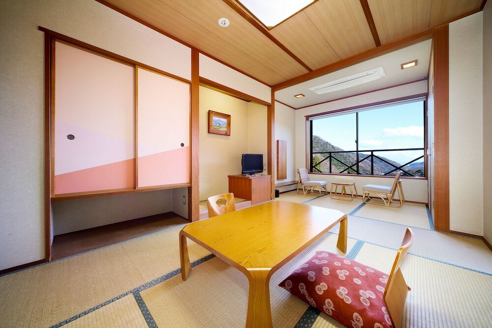 Japanese-Style Twin Room