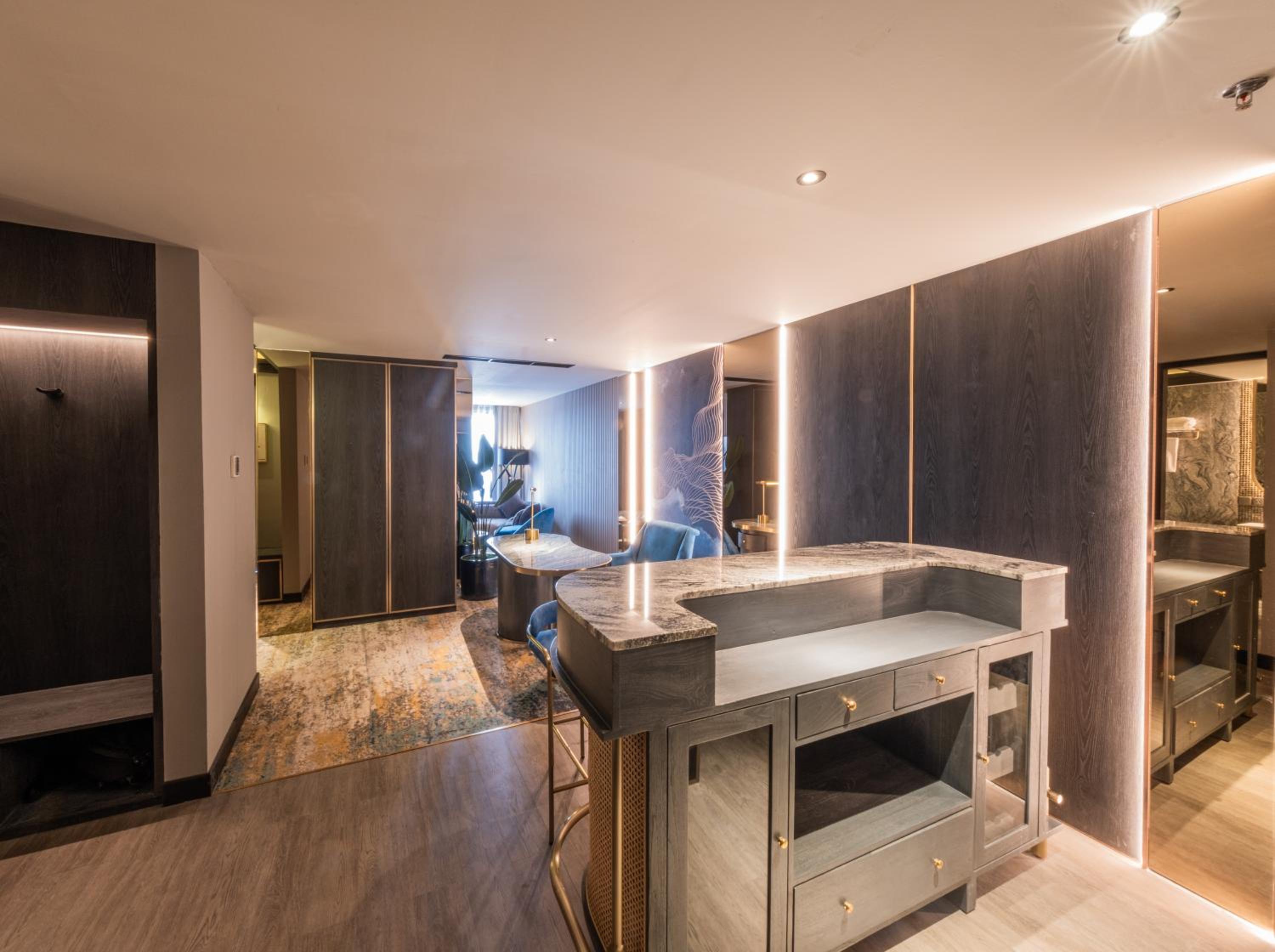 Executive Suite