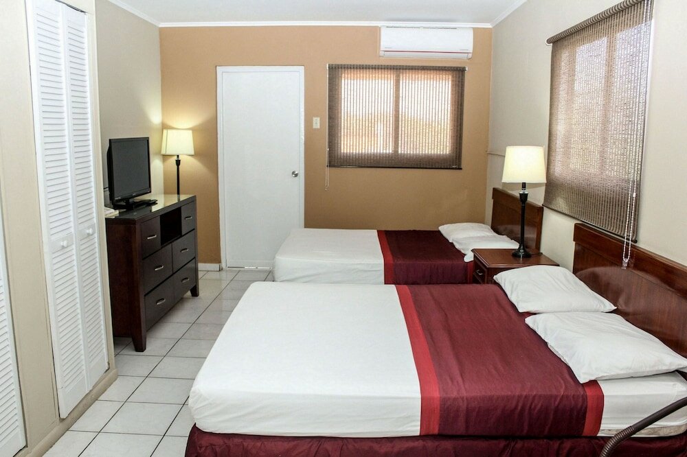 Studio Queen Room