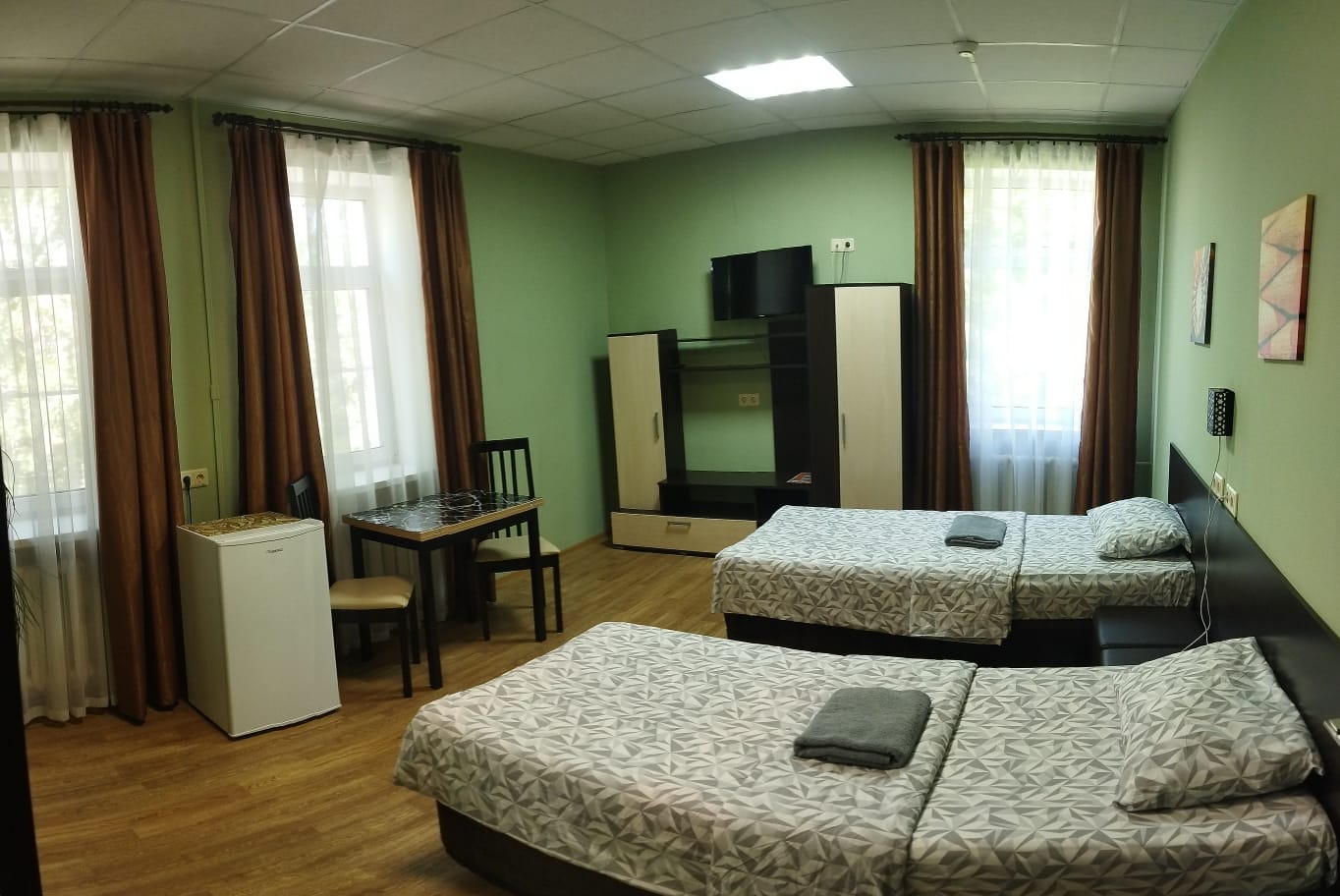 Стандартный номер с двумя односпальными кроватями