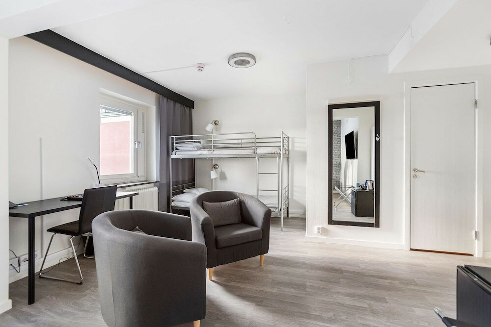 Standard Room, Multiple Beds, Non Smoking (1 extra Single bed)