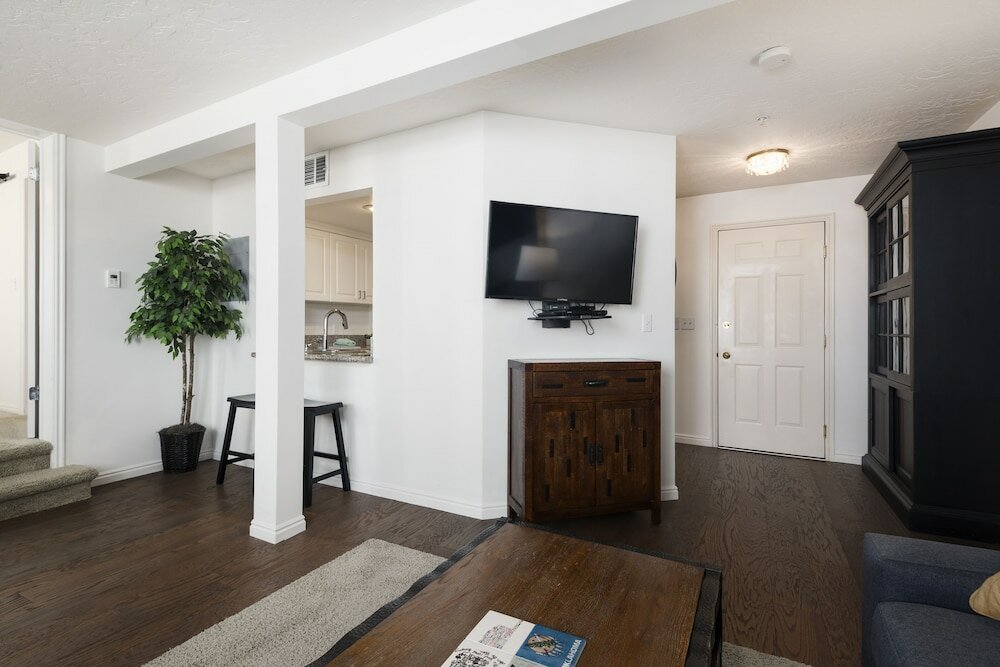 Deluxe Condo, 1 Bedroom