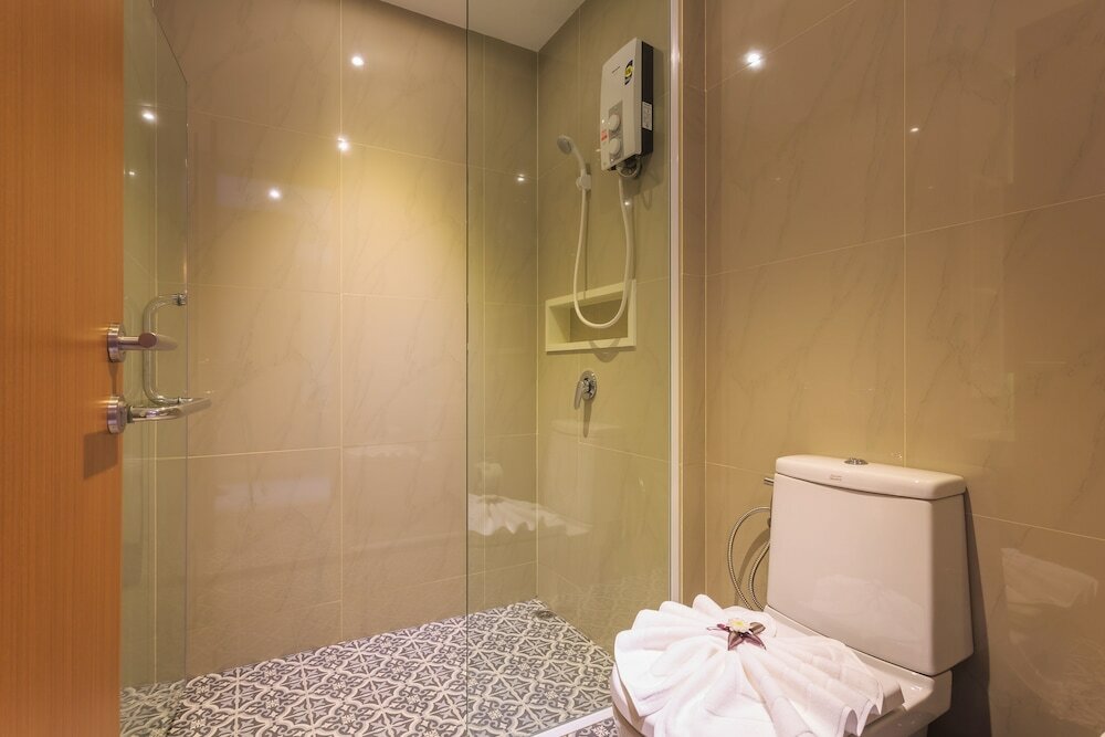 Deluxe Room, Pool Access