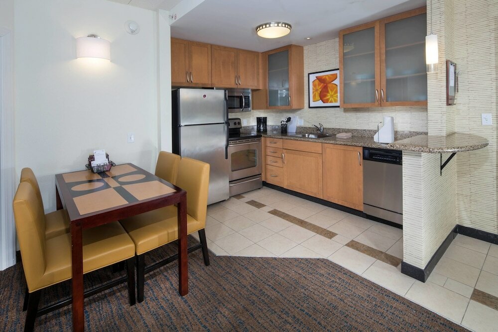 Studio, 1 King Bed with Sofa bed