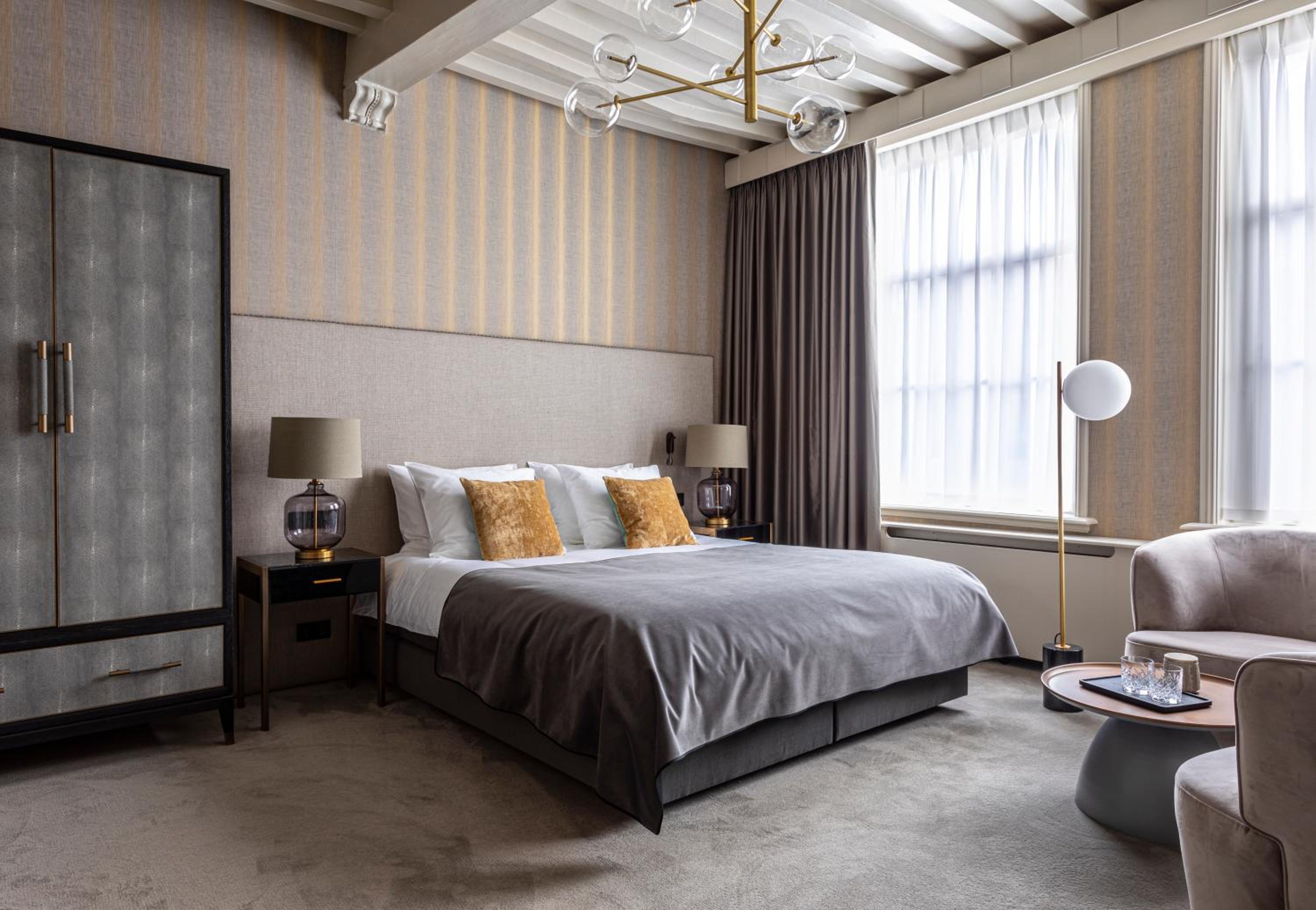Superior King Room
