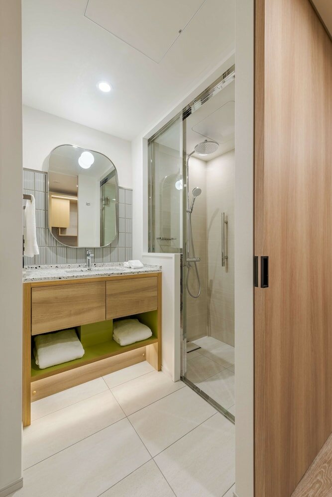 Family Room, 1 King Bed