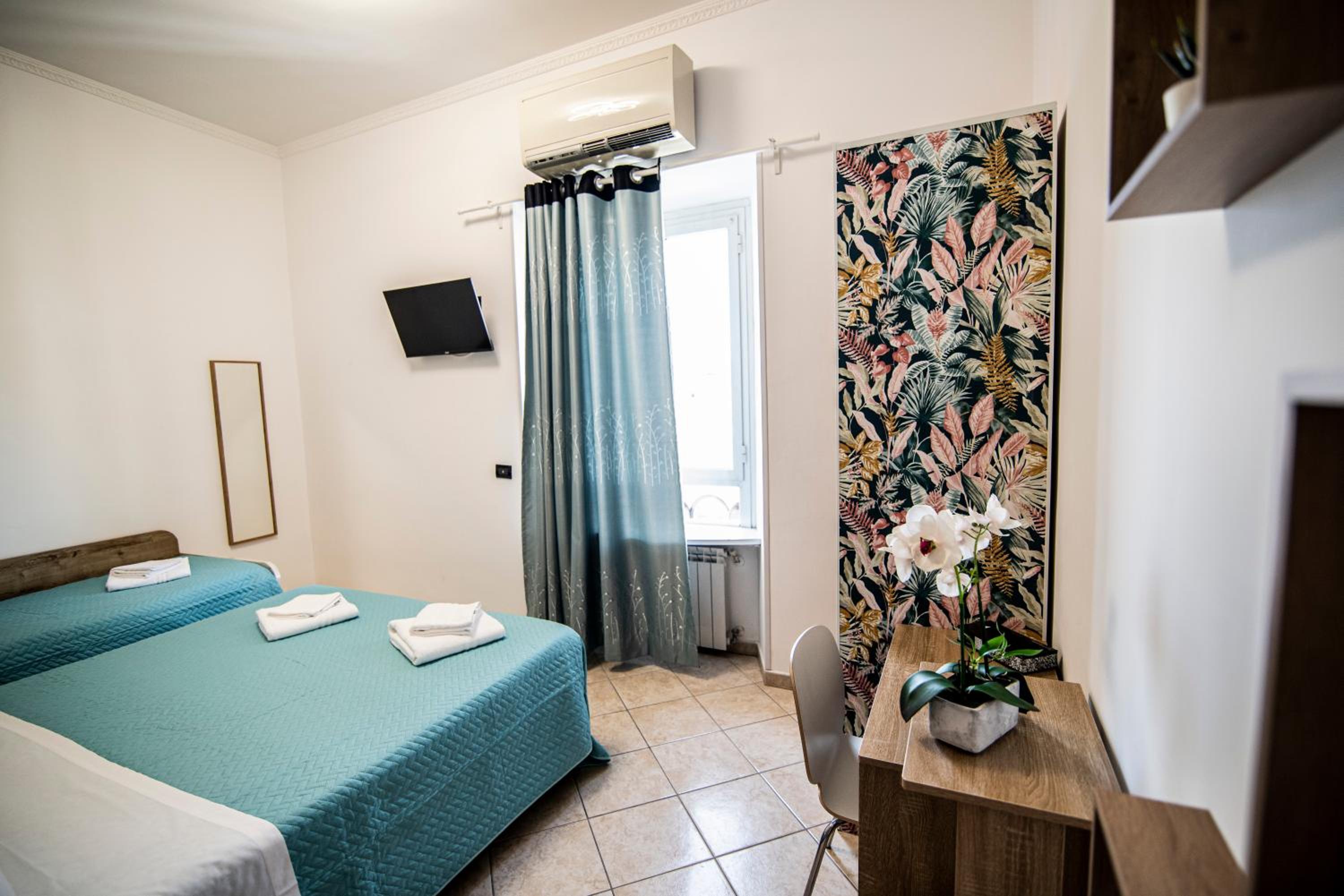 Triple Room with Private Bathroom