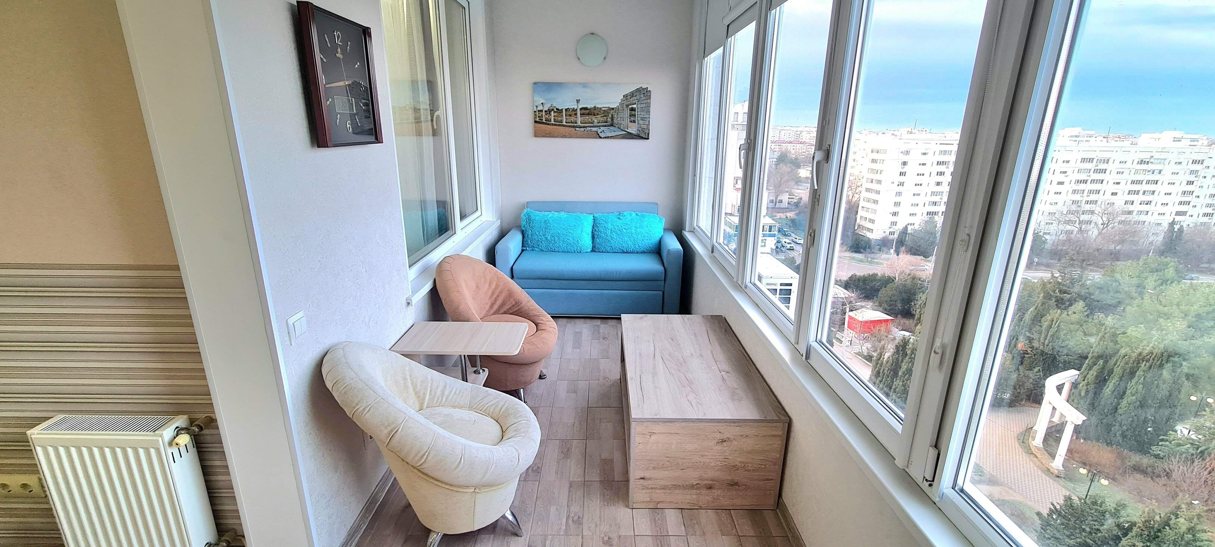 Апартаменты  с кухней с балконом с видом на море и Парк Победы