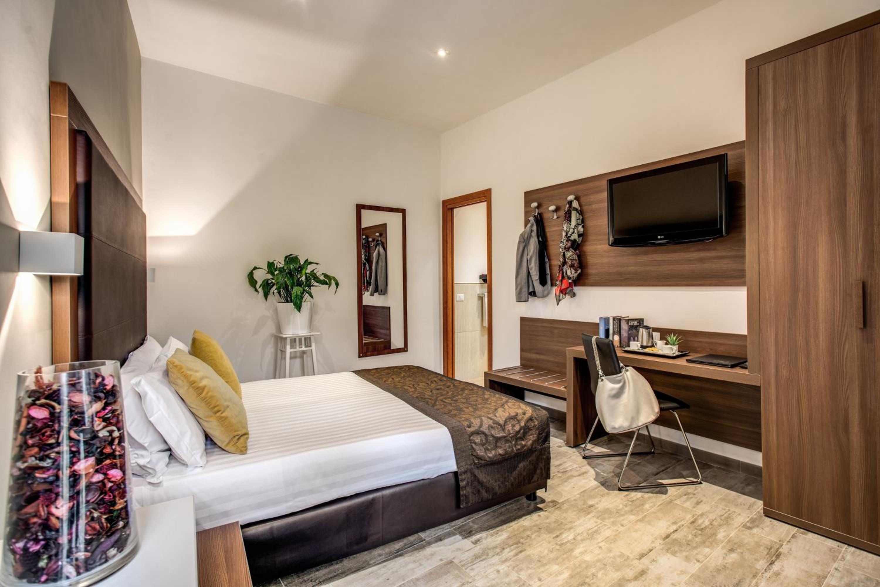 Double or Twin Room with Garden View