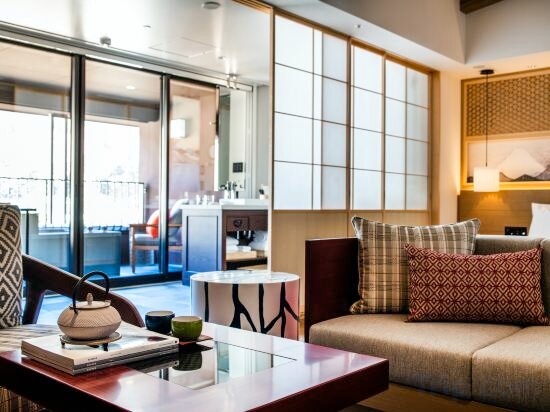 2 Single Suite River View Private Hot Spring