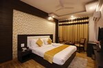 Улучшенный номер, вид на реку в Paradise Ganga - A River Side Hotel