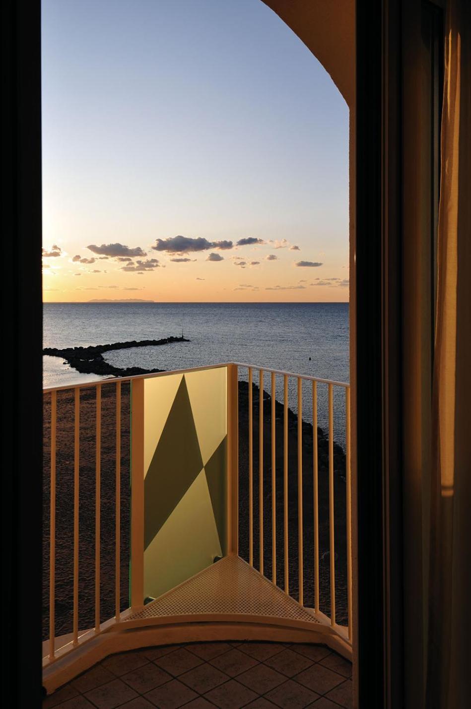 Quadruple Room with Sea View