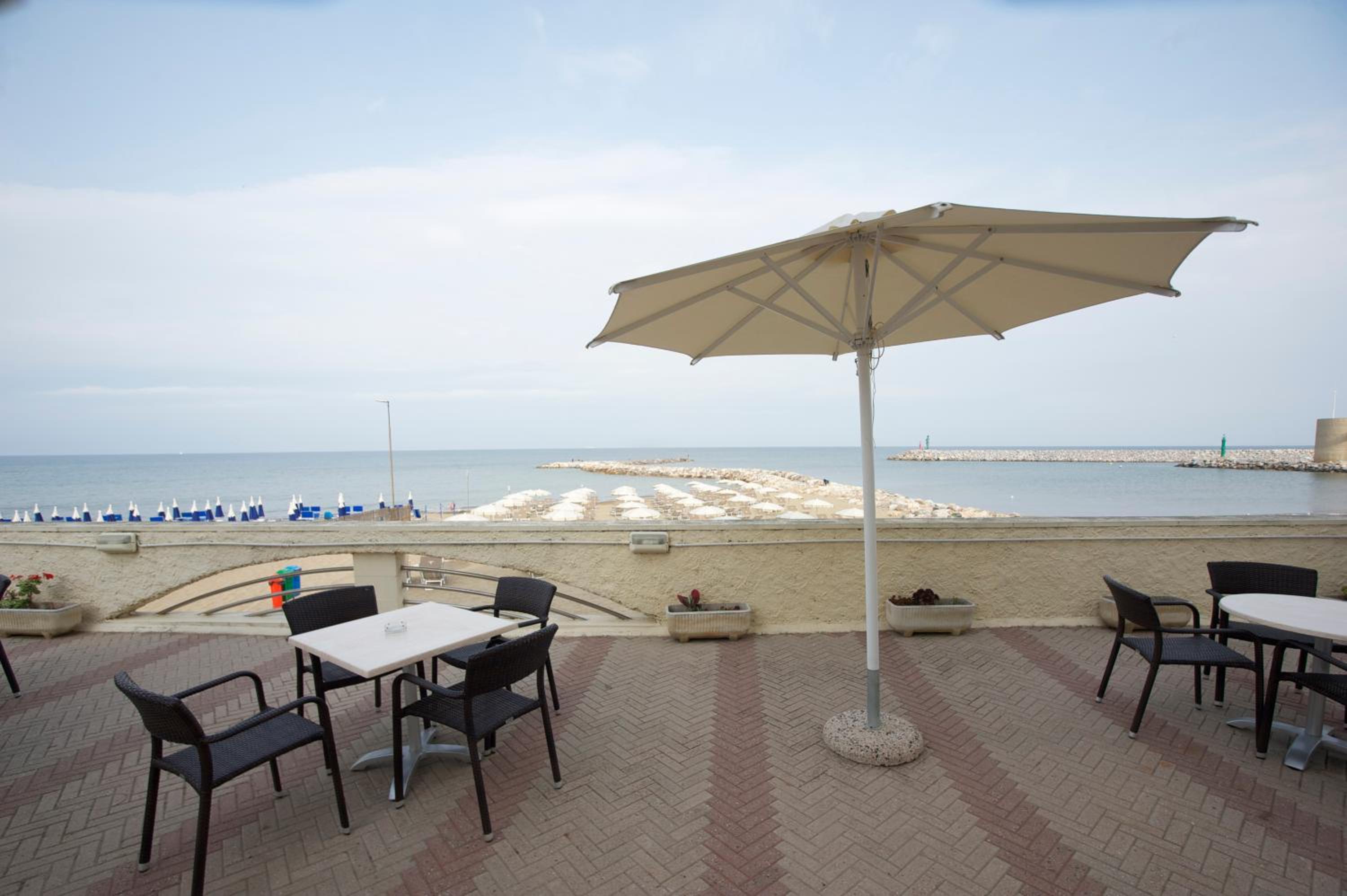 Quadruple Room with Sea View