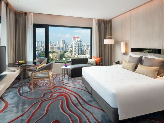 Premier Corner Room
