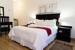 Стандартный двухместный номер с 1 двуспальной кроватью в B at Home Guesthouse Piet Retief