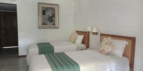 Улучшенный номер, балкон, вид на сад в Puri Padi Hotel