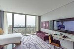Standard Twin Room with Lounge Access в Crowne Plaza Dalian Xinghai