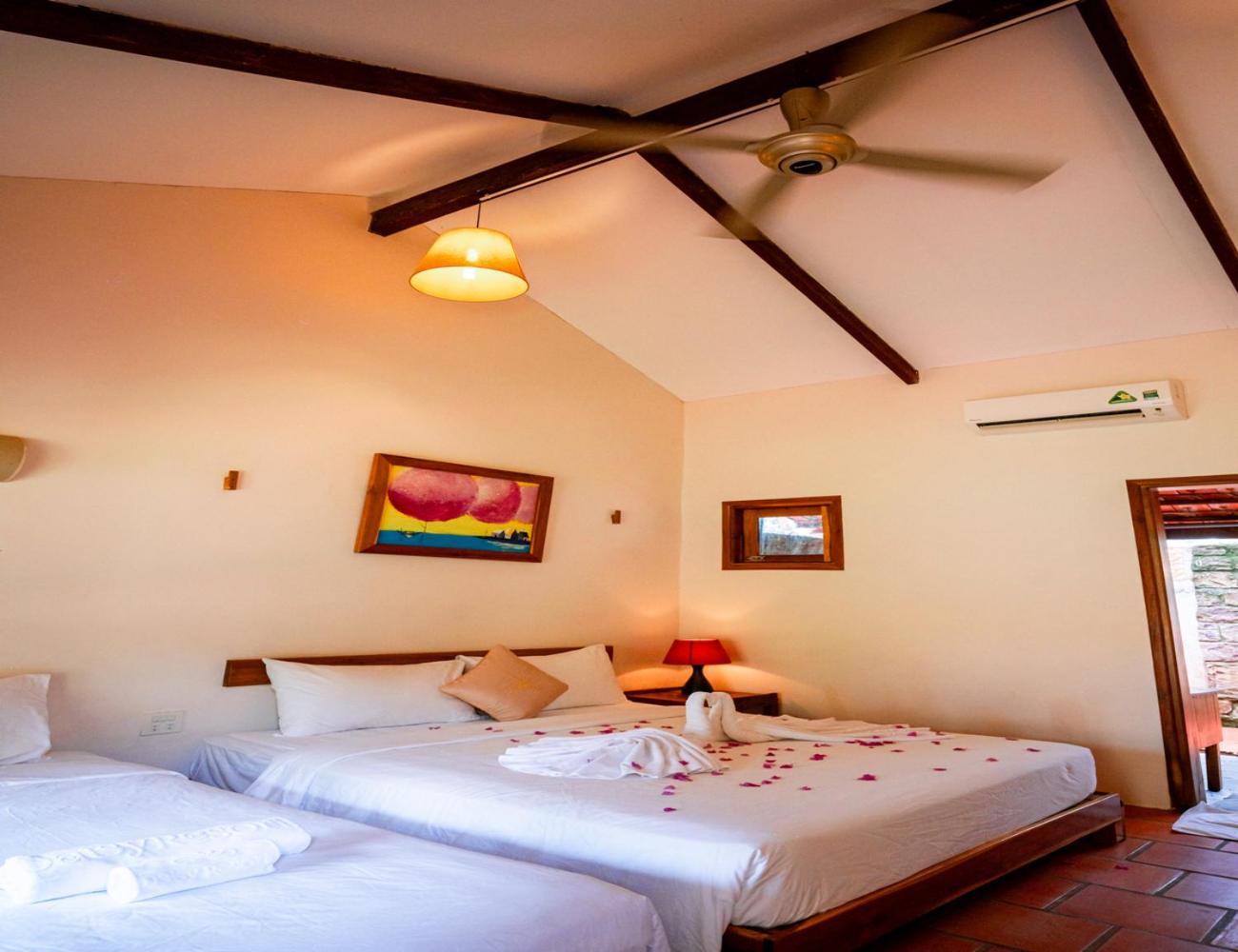Triple Room With Balcony