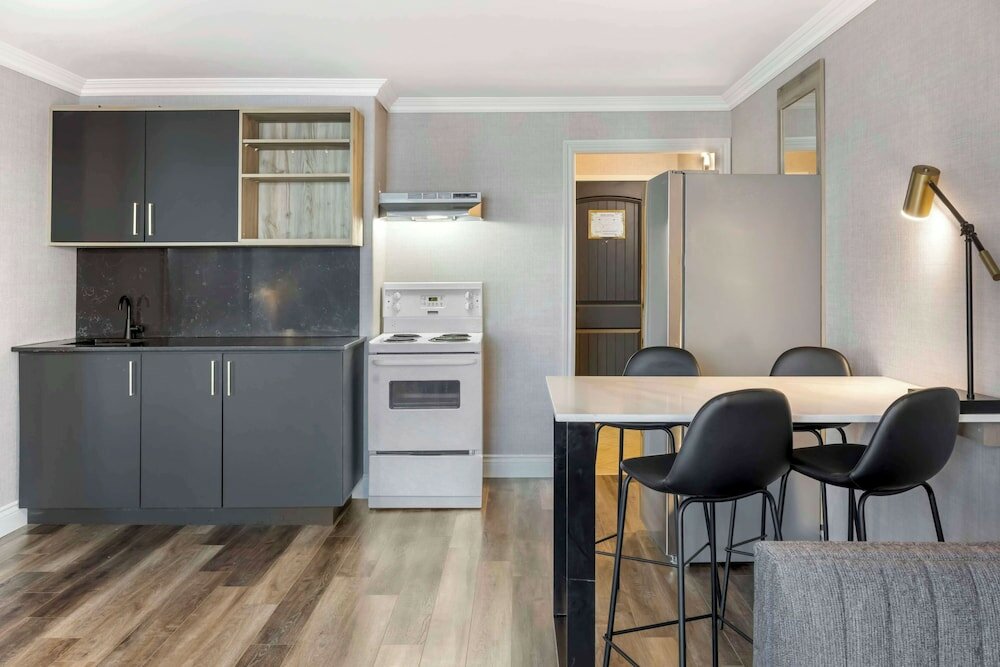 Suite, Multiple Beds, Non Smoking, Kitchenette (Living Room;with Sofabed)