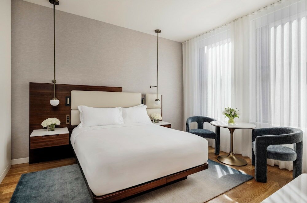 Deluxe Room, 1 Queen Bed