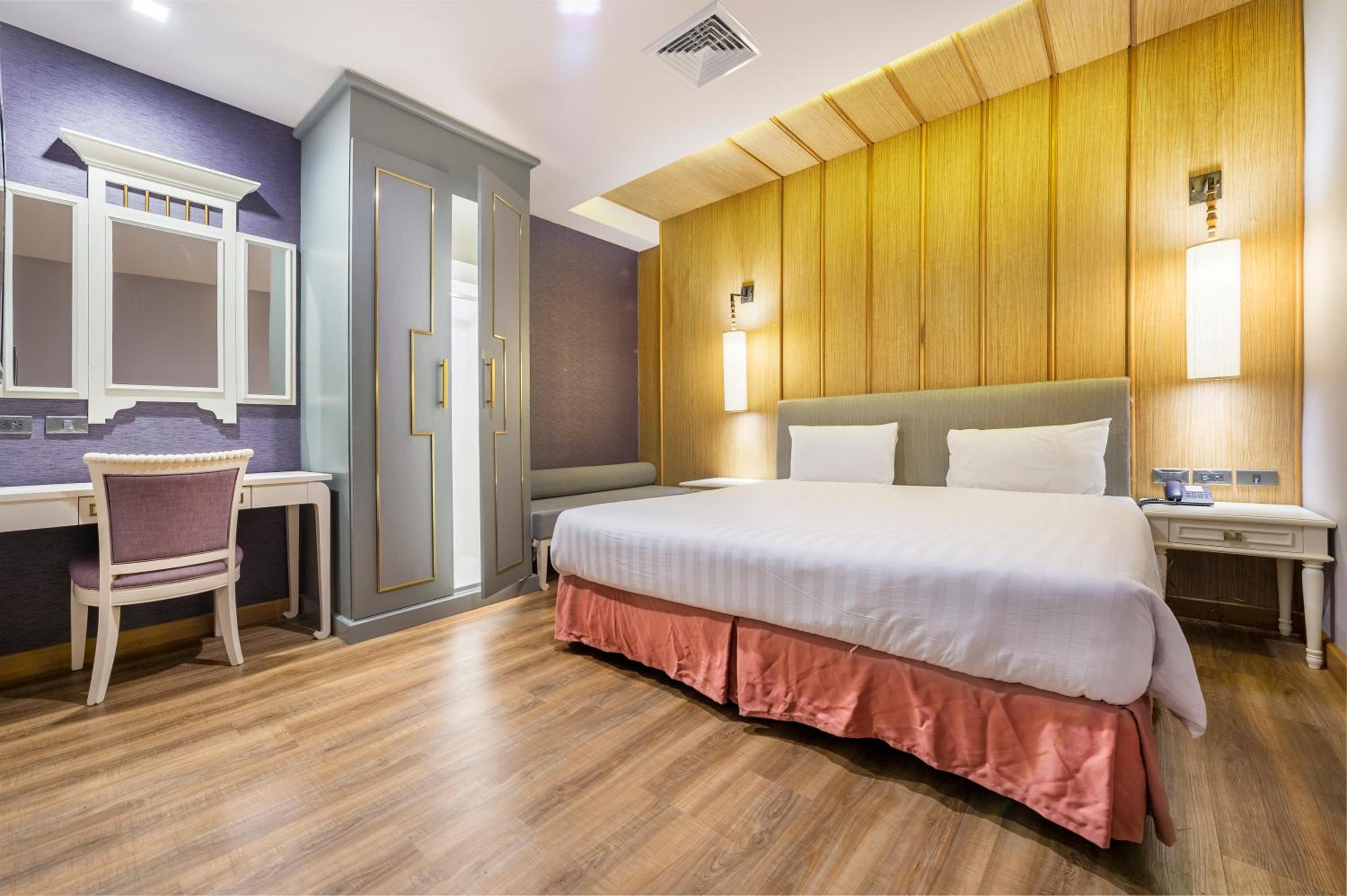 Two-Bedroom Suite