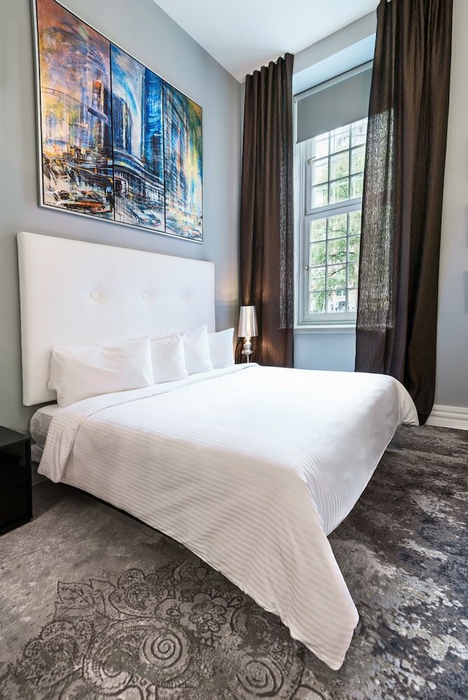 Deluxe Room, 1 King Bed, Park View