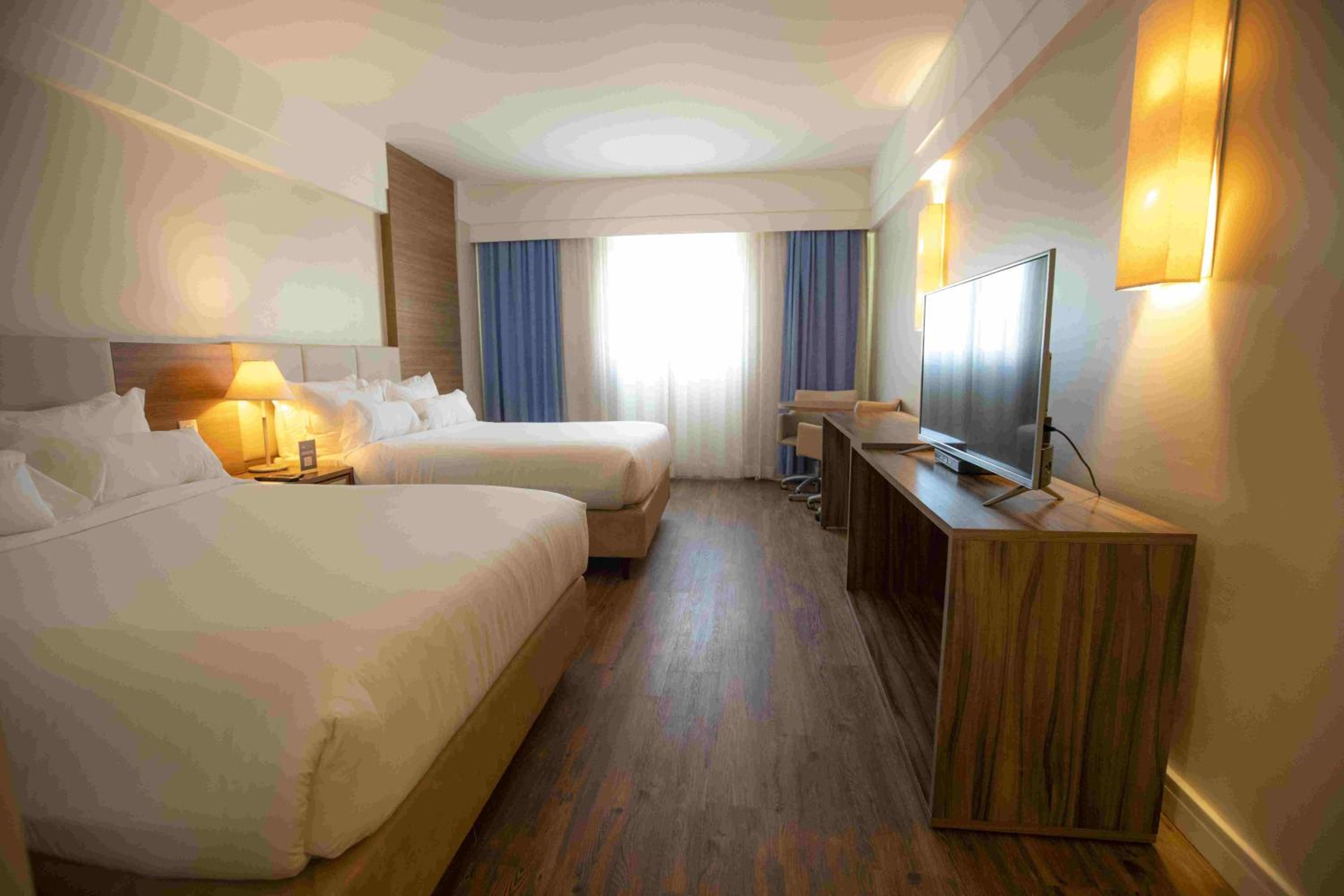 Deluxe Double Room with Balcony and Sea View