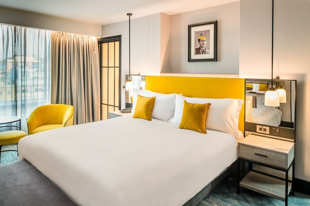 Executive Room, 1 King Bed