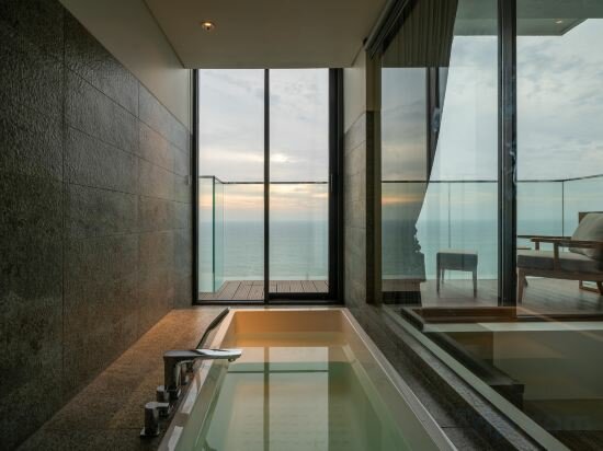 Deluxe Double Room With Sea View