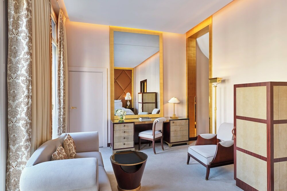 Junior Suite (Prestige Champs-Elysées)