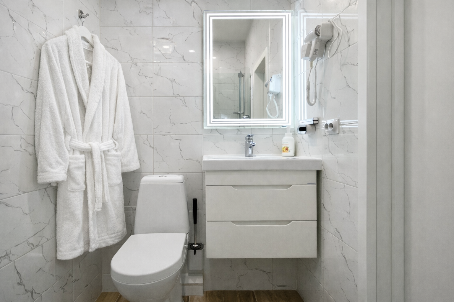 Комфорт с видом на горы и балконом