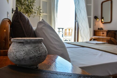 Стандартный двухместный номер с 1 двуспальной кроватью, вид на бассейн в Sunrise Hotel