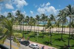 Номер, 2 двуспальные кровати, вид на океан в Avalon Hotel