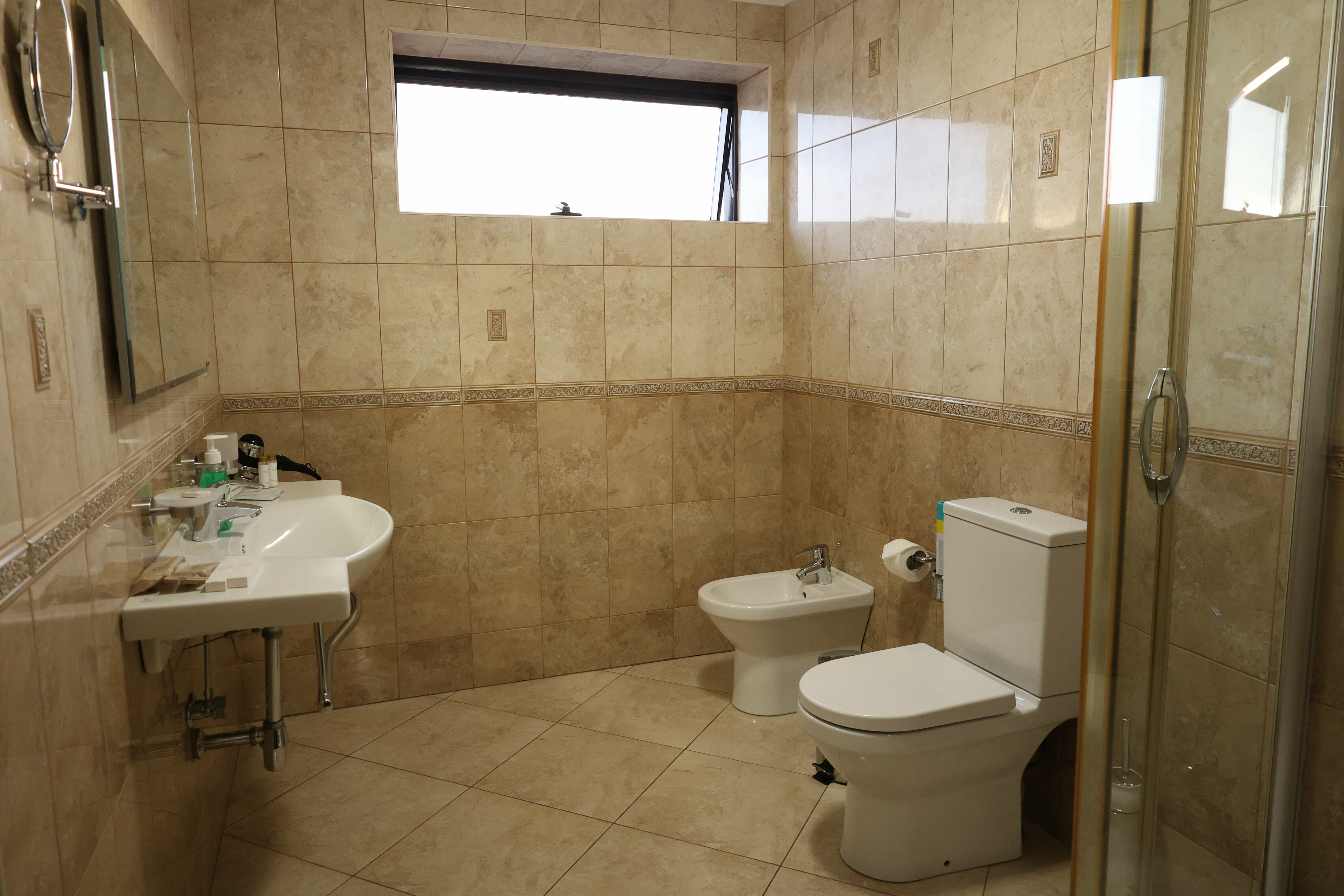 Большой двухместный номер с 1 кроватью