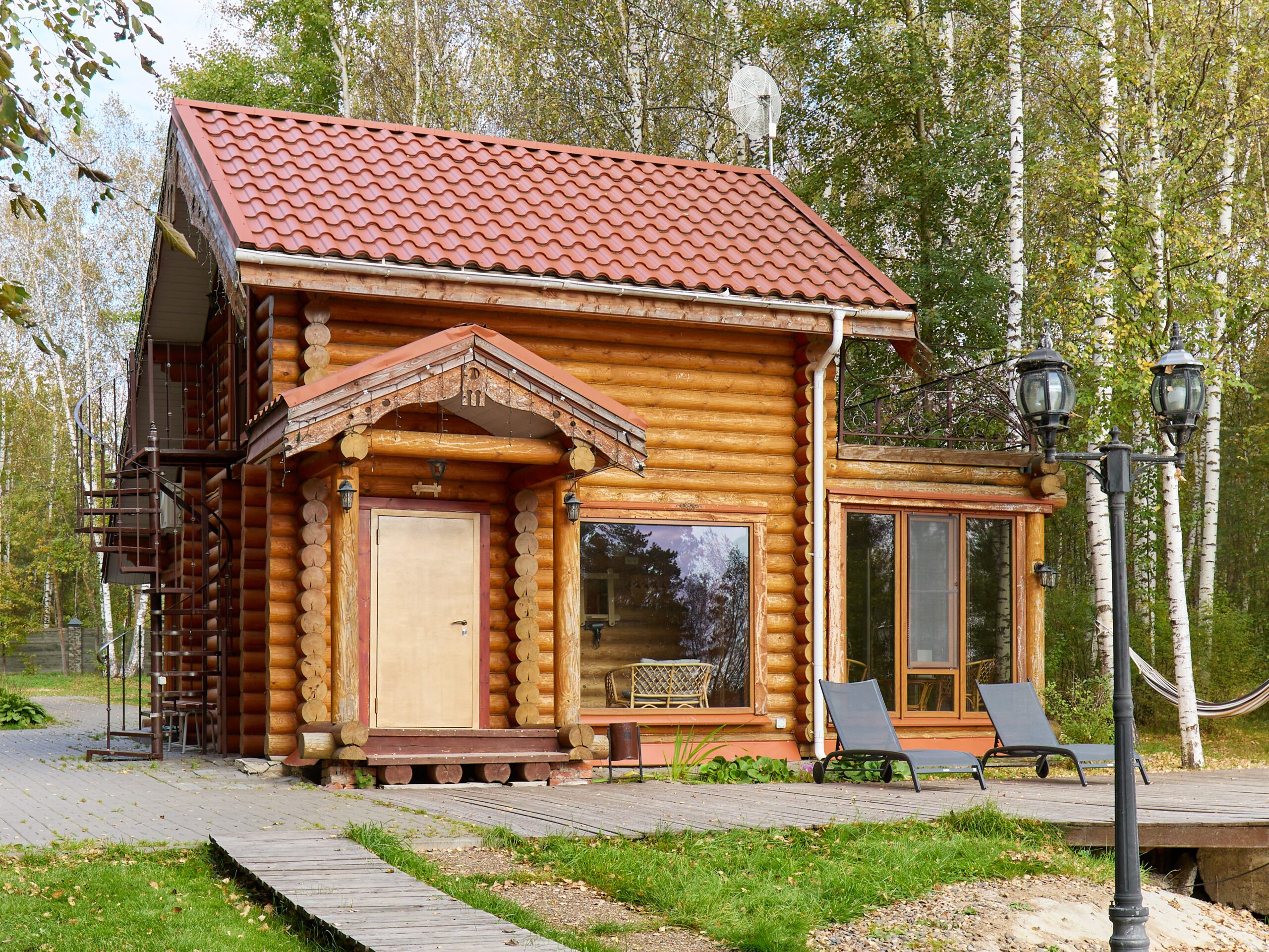 Дом с баней у озера