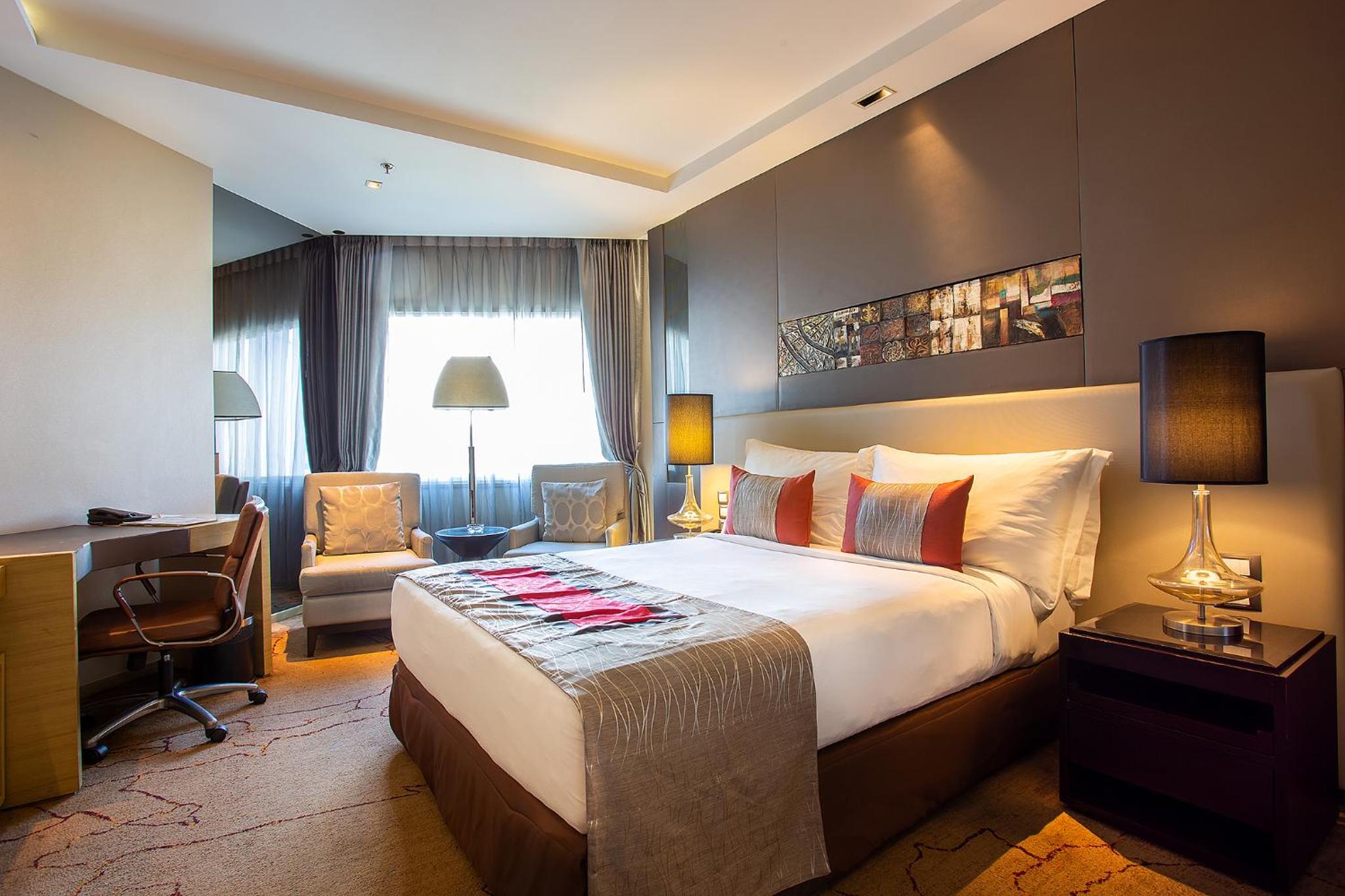 Superior Queen Room