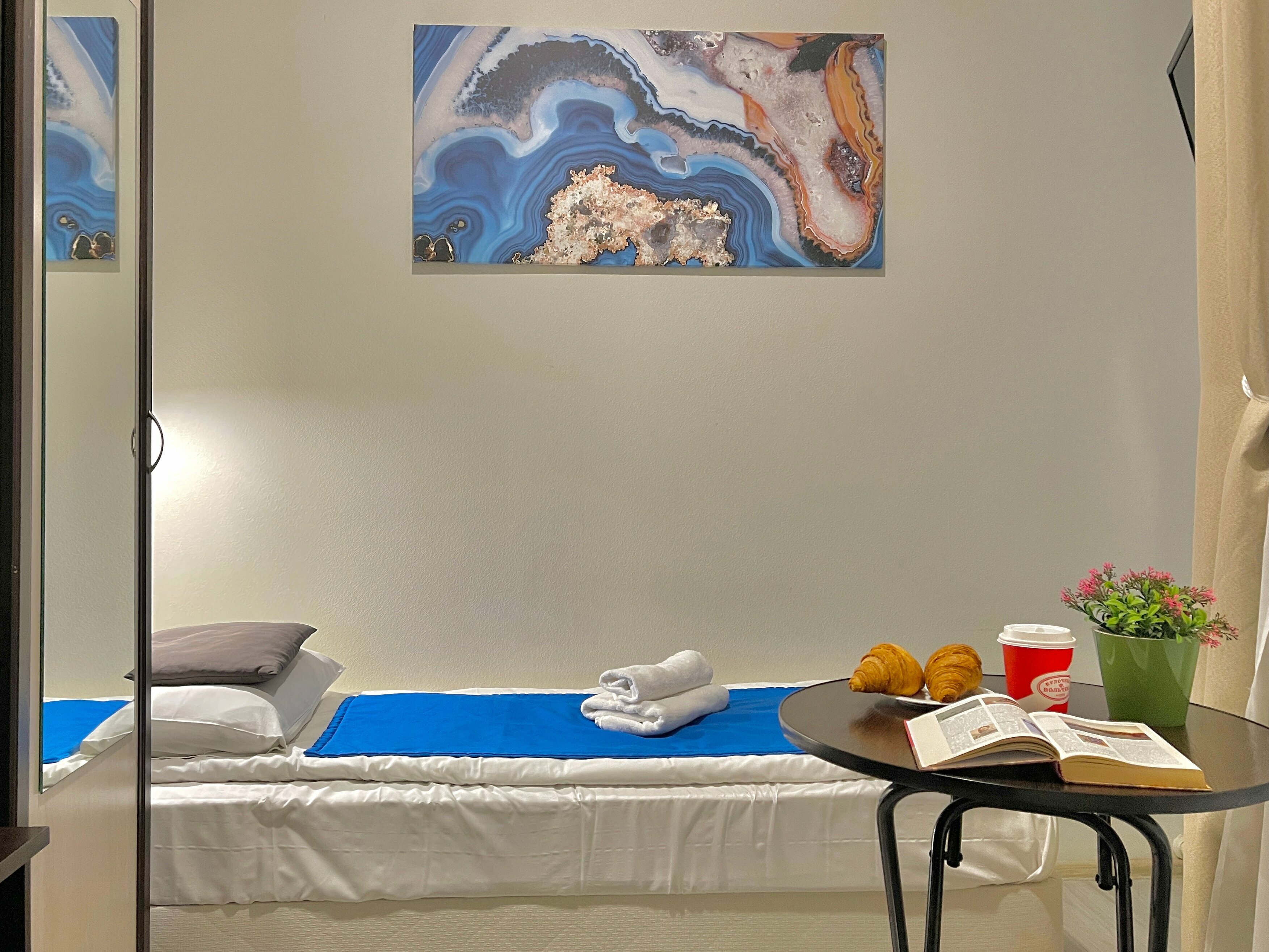 Одноместный номер с окном