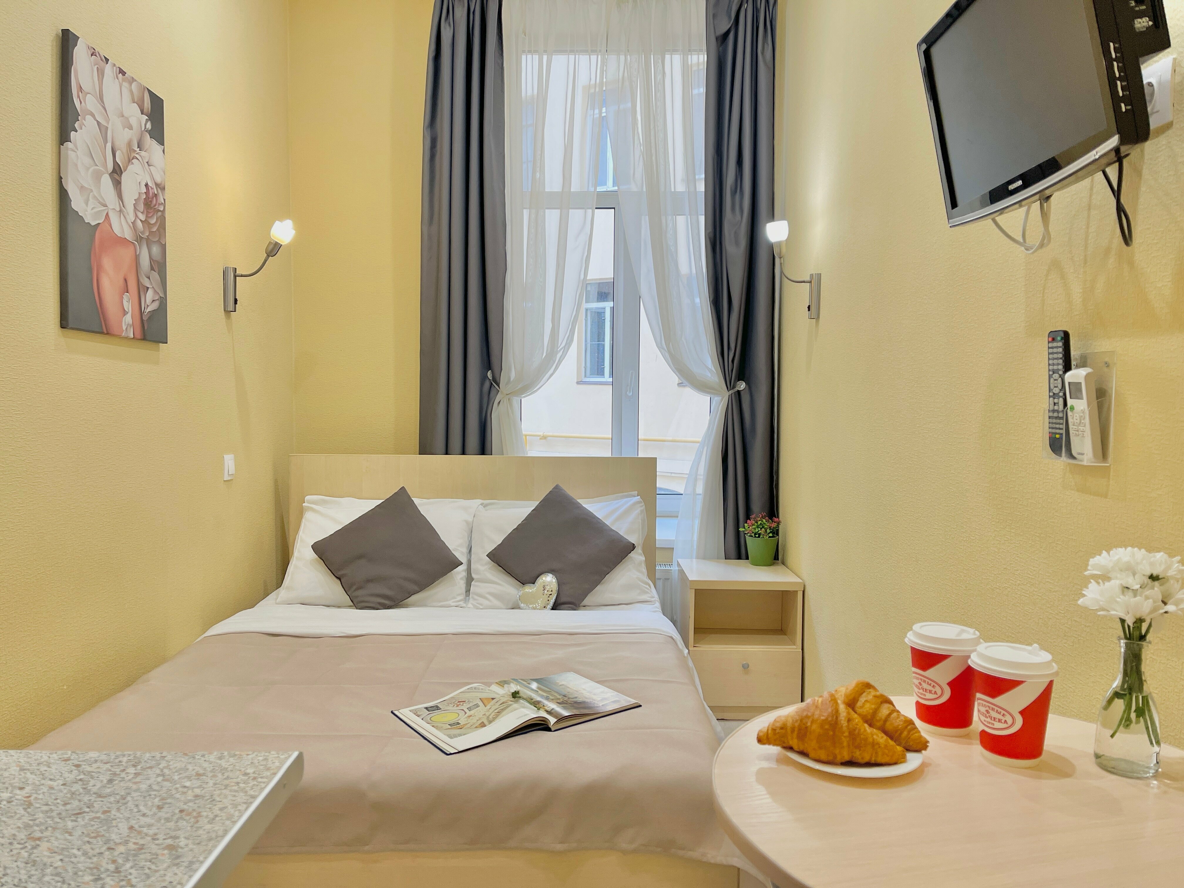 Студия с двуспальной кроватью