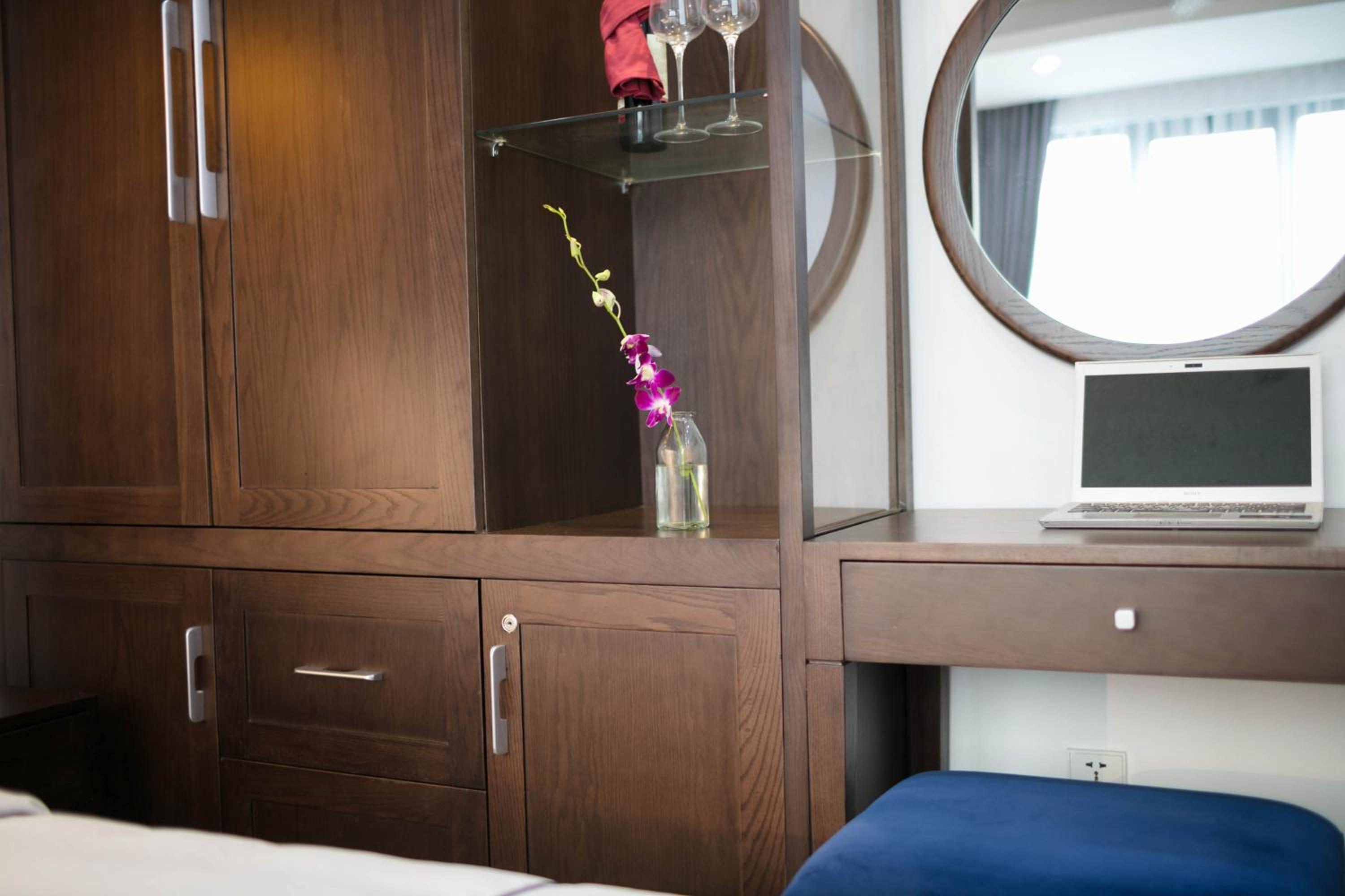 Premier Double or Twin Room with City View