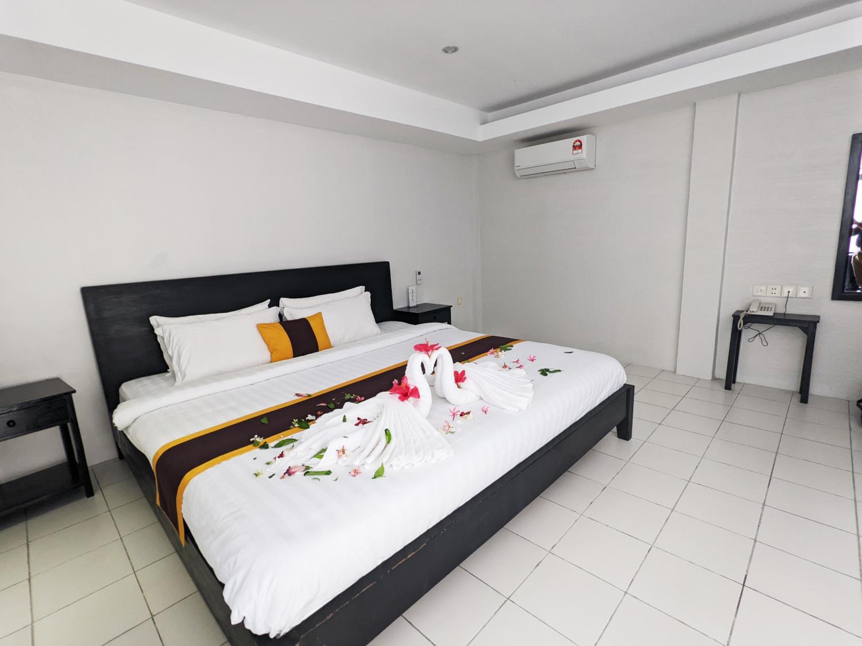  Junior Ocean Suite with Private Balcony