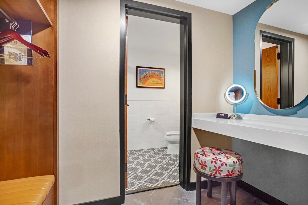 Premium Room, 2 Queen Beds, Mobility Accessible (Communications)