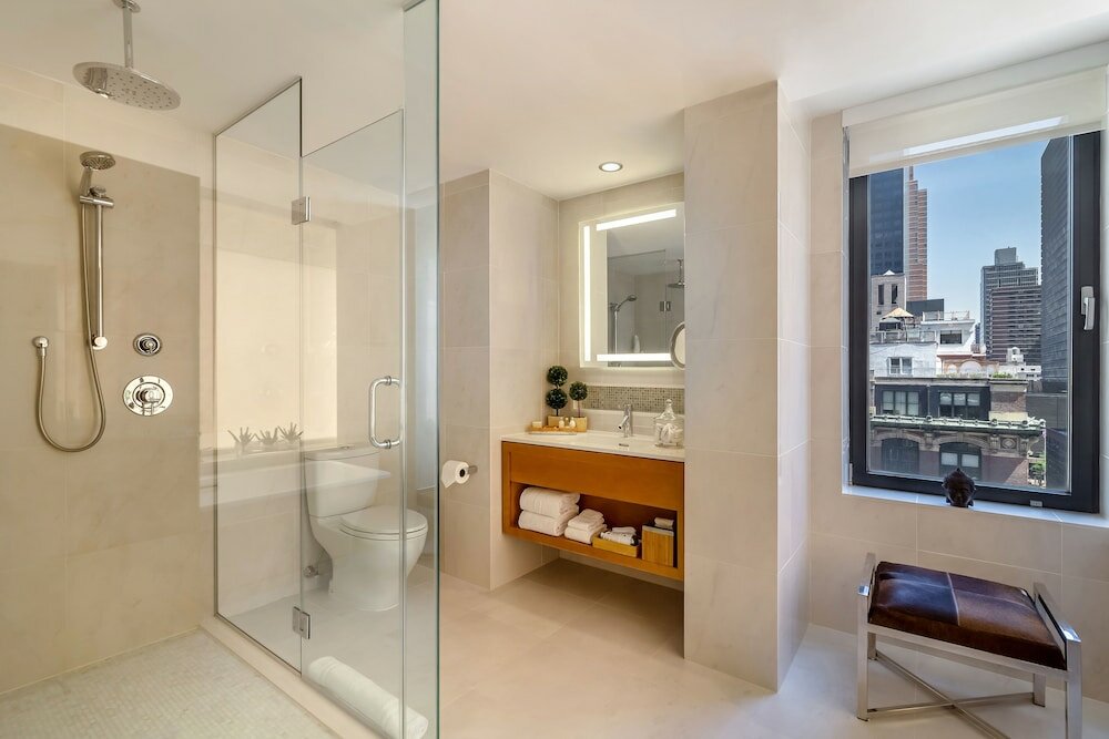 Deluxe Suite, Multiple Beds