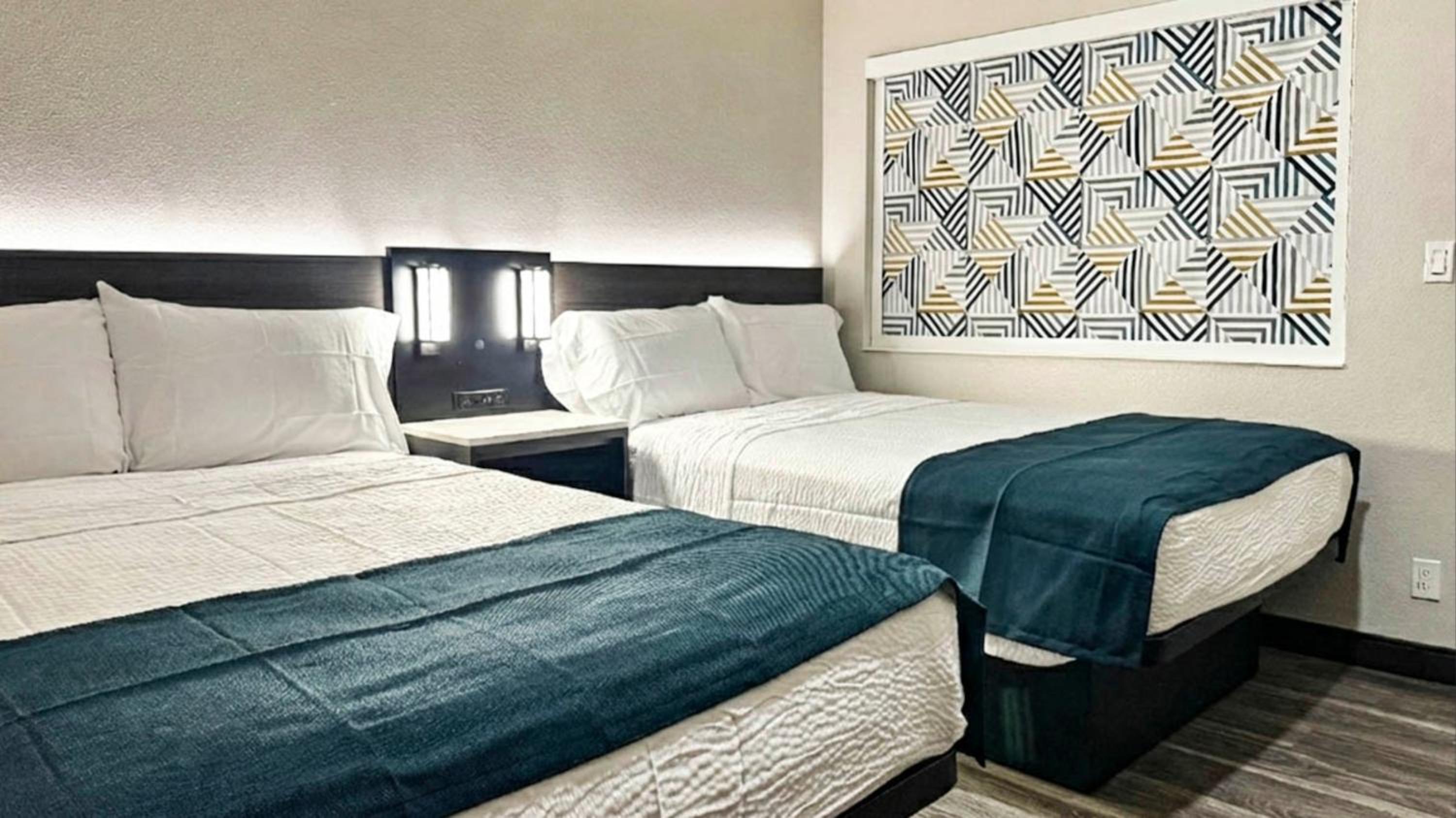 Deluxe Quadruple Room